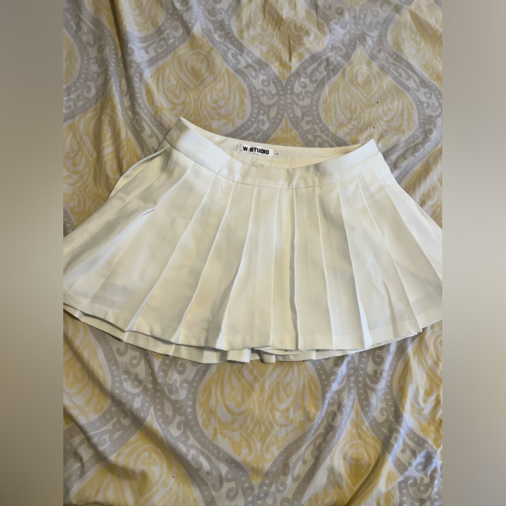 Women’s never worn skirts